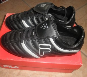 Las mejores ofertas en FILA Jóvenes Zapatos De Fútbol | eBay