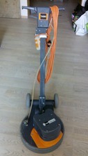 MACHINE POUR NETUOYAGE