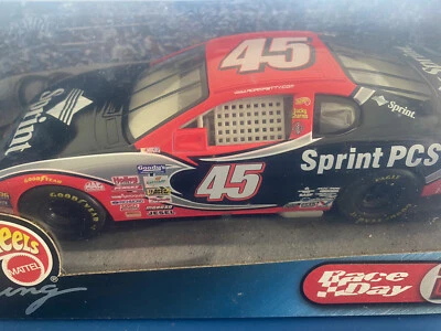 Vintage Die Cast #45 Kyle Petty Sprint PCS NASCAR 1:24 Race Car Dodge ,Hotwheels - Image 1 of 4