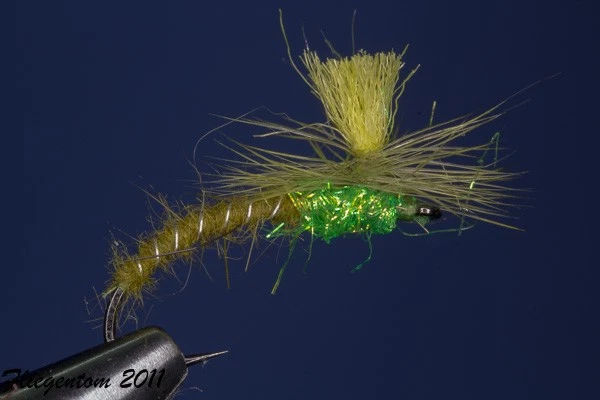 Fliegentom Trockenfliege - 3 Stück Olive Klinkhammer  mit UV-Thorax (Klinkhamar) - Bild 1 von 1