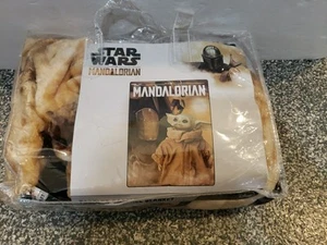 Star Wars The Mandalorian Baby Yoda Fleece Throw Blanket 40”×50”New Toddler Size - Picture 1 of 6