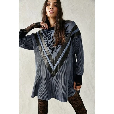 Mini vestido suéter para mujer Free People Florence XS azul negro imitación cuero Foto 1 de 4