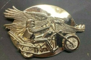 BELLISSIMA FIBBIA CINTURA BIKERS CON STRASS FORMA BICI CICLISTA NUOVA OTTIMO REGALO - Foto 1 di 1