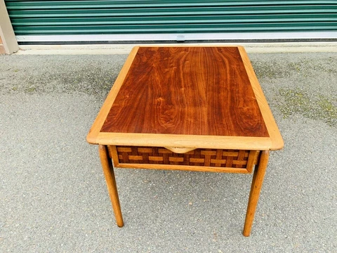 Beautiful Mid-Century Modern Lane Perception Walnut Side End Table L@@K Cover