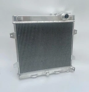 BMW E30 M3 ALL ALUMINIUM PERFORMANCE RADIATOR - Picture 1 of 1