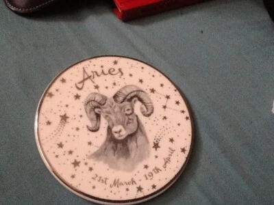 Aries Zodiac Cerámica Blanco Posavasos Juego de 4, Tesco Nuevo/Sin Usar Foto 1 de 3