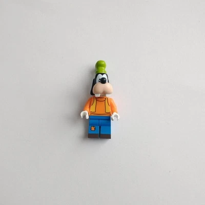 Lego 71044 - Collectible Minifigure - Goofy - Turtleneck Top Light Orange Vest - Image 1 of 3
