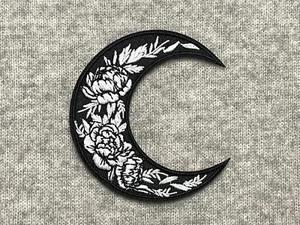 1 Crescent Moon Embroidered Iron On Patch Badge flower Vine 8 x 8 cm - Picture 1 of 3