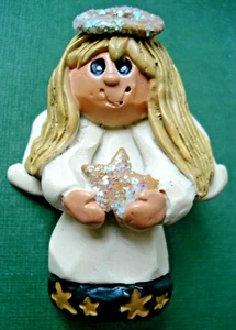 Vtg 1996 SUZI Angel 2 1/4" Brooch Lapel Pin Christmas Resin Primitive WOW! - Picture 1 of 5