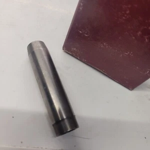 (1) Sealed VG-420 Intake Valve Guide For 1941-1960 Dodge 201 218 230 236 250 265 - Picture 1 of 2