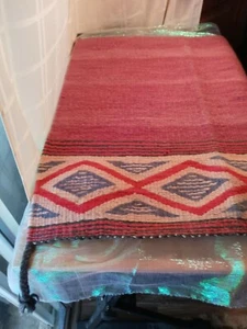 Vintage Hand Woven Peruvian RUG / BLANKET 34"x 34" LATE-CENTURY in Burgandy - Picture 1 of 8