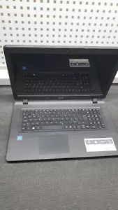 Acer Aspire ES1-732-C0YA Laptop Celeron N3350 HD Graphics 500 4GB DDR3L Ram Used - Foto 1 di 6