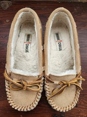 MINNETONKA Mujer 6 Zapatillas Cally Felpa Forradas Mocasín Tostado Foto 1 de 4