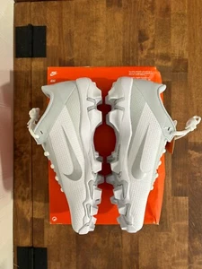 Nike Vapor Edge Shark 2BG Football Cleats Youth Size 5Y BRAND NEW WITH TAGS - Picture 1 of 7