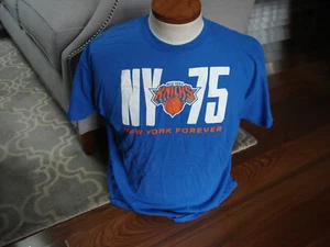 New York Knicks Gildan 75th Anniversary T Shirt Size XL Blue Short Sleeve Cotton - Picture 1 of 5