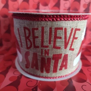 Nastro cablato 2,5" x 20' "I Believe In Santa" look tela bordo rosso testo e cappelli - Foto 1 di 8