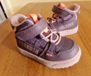 sz 4 Shoes - Osh Kosh Brand - Camino Fashion Boots - Baby / Toddler - Picture 1 of 8