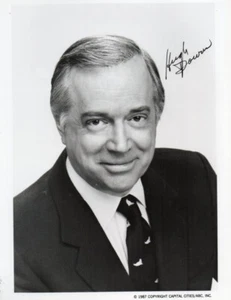 D - Auth. Foto autógrafa "HUGH DOWNS" #2 con certificado de autenticidad - ABC NEWS - Imagen 1 de 1