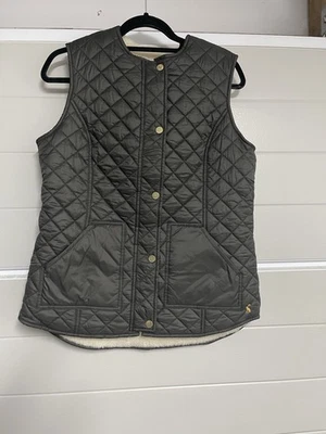 Joules 10 Olive Green Reversible Quilted Gilet - Image 1 of 4