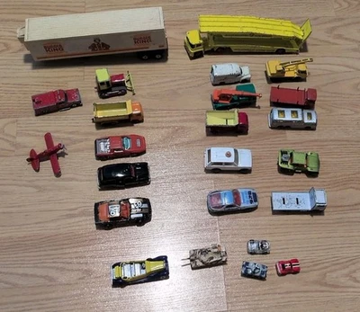 Lot 24 Vintage Matchbox/Lesney, Playart, Juniors, Majorette, MM Cars/Trailers - Image 1 of 4