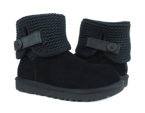 ugg shaina size 8
