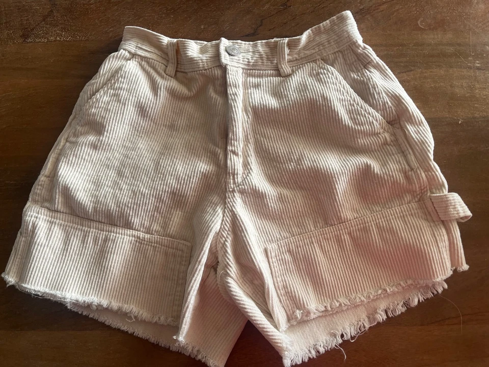 Pantalones Cortos Forever 21 Pana Adolescente Talla Pequeña Crema Cortes Cintura Alta Talla 24/26 Foto 1 de 4
