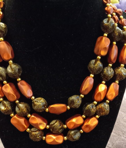 VETEMENTS Collana vintage 3 fili tonalità di colore marrone e rosso maculato