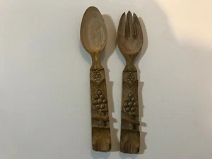 Wooden Hand Carved Decorative Spoon & Fork With Grape Design - Picture 1 of 6