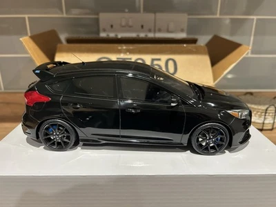 Otto Mobile 1/18 Scale Resin OT950 - Ford Focus RS MK3 - Black - Image 1 of 4