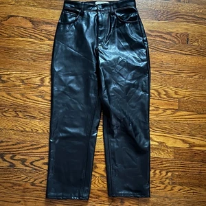 Abercrombie & Fitch The Ankle Straight Ultra High Rise Vegan Leather Pants 27/4S - Picture 1 of 9