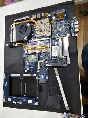 H1908 Acer Aspire 17” Laptop 7720G Intel C2D T7550@.2.0GHz Motherboard  - Image 1 of 4