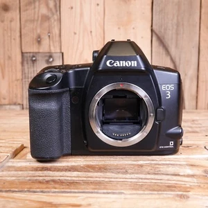 Canon EOS-3 35mm Film SLR Camera - Broken Shutter - Picture 1 of 7