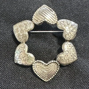 Danecraft Silver Tone Circle of Hearts Pin Brooch - Picture 1 of 3