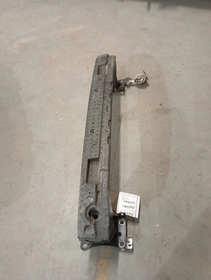 Front Bumper Reinforcement Hatchback Base Fits 15-17 GOLF 4003822 Foto 1 de 1