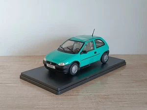 Opel Corsa B 1993 türkisblau 1/24 Whitebox WB124226 - Bild 1 von 3