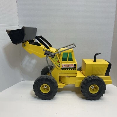 Cargador delantero diésel Tonka Mighty (1573) Foto 1 de 4