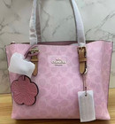 CER24 Coach Mollie Tote Bag 25 In Signature Canvas With Charms Powder Pink