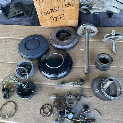 Caixa de peças de cabeça de controle de direção Triumph, Tr3 - Imagem 1 de 4