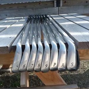 XXIO 7th Generation 2012 Irons #5-9,Pw,Aw,Sw(8Clubs)/MP700/Flex:Regular - Picture 1 of 13