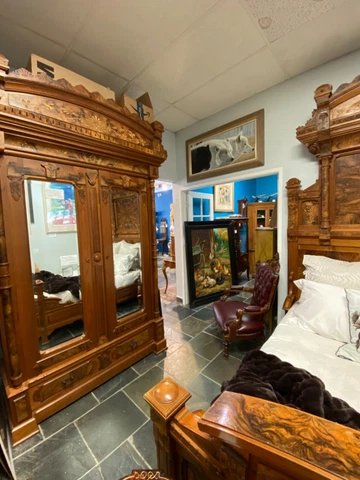 victorian antique beds bedroom sets 1800 1899 Cover
