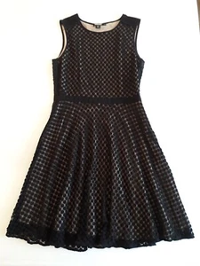 DKNY - Black Dress With Gold Coloured Lining - Size Ladies US 8 / UK Medium - Picture 1 of 4