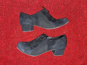 Black Suede Dance Shoes, 10.5 M, Smooth Suede sole, lace up, 1.75" heel - Picture 1 of 4