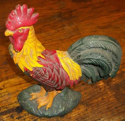 VINTAGE HEAVY 4 LBS. 1 OZ. METAL FIGURAL ROOSTER DOORSTOP 9" T X 7 1/2" W - Image 1 of 4