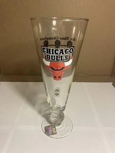 CHICAGO BULLS SIX TIME CHAMPIONS GLASS LIMITED EDITION Numbered #1379 Of #3000 - Picture 1 of 8