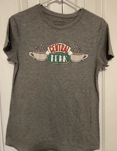 Friends Central Perk Coffee T-Shirt Women's Size M Gray Crew Neck Tagless - Picture 1 of 4