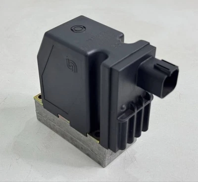 DANFOSS PVE 11-32VDC 155X1445 165C3386 Electro-Hydraulic Actuation - Image 1 of 4