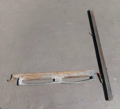 1948 1953 VINTAGE DODGE PICKUP TRUCK DOOR VENT WINDOW DIVIDER BAR ORIGINAL - Image 1 of 4