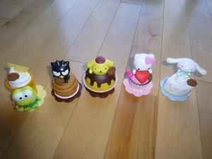 Hong Kong Sanrio 7-11 Eleven Sweet Delight Hello Kitty Dessert Series Lot (US) - Picture 1 of 11