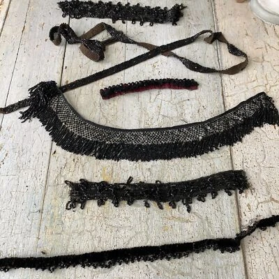 LOTE de brocas de encaje negras antiguas francesas con adornos de cuentas del siglo XIX Vict Foto 1 de 4