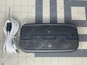 Motorola EQ700 x Sol Republic Deck Bluetooth NFC Wireless Speaker Black (C1) - Picture 1 of 9